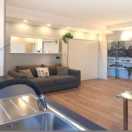 Smart Studio Milano - 1Min From The Subway Exterior foto
